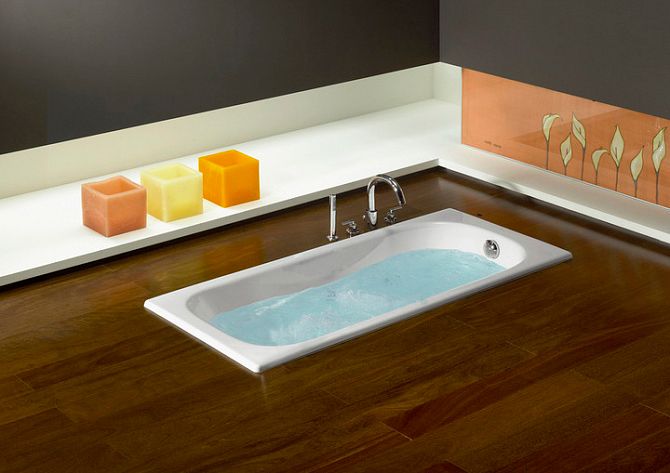 Чугунная ванна Roca Malibu 231060000 160x75 см, с антискользящим покрытием + смеситель для ванны с душем
