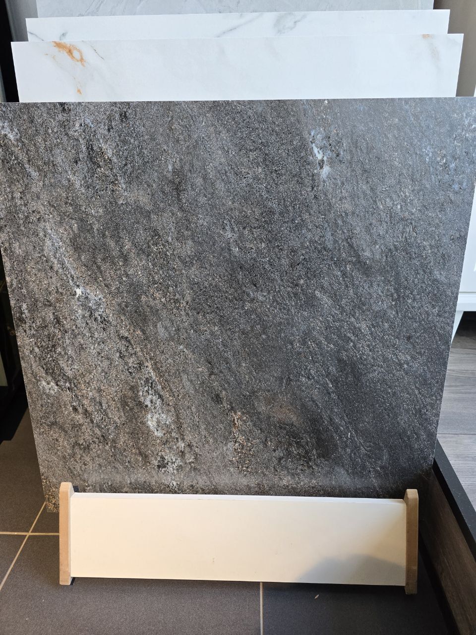 картинка Керамогранит CULTO QUARTZSTONE ANTRACITE 60*60 матовый, упаковка 1,44м2 от магазина CULTO