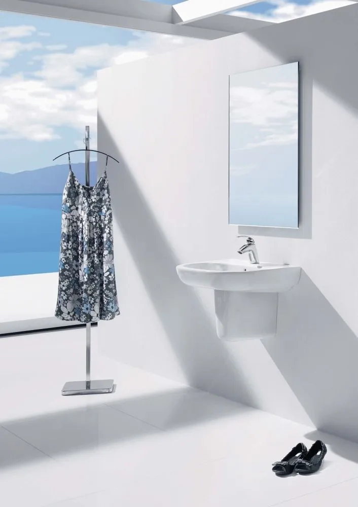 картинка Раковина Roca Meridian 327241000 65 см от магазина сантехники CULTA