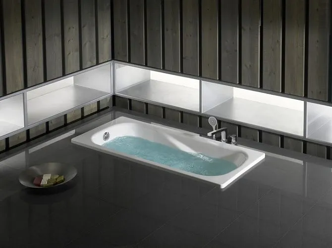 Чугунная ванна Roca Malibu 233460000 160x70 см + смеситель для ванны с душем